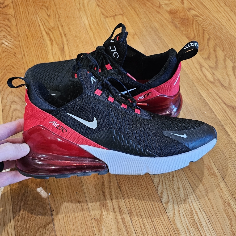 Nike Air Max 270